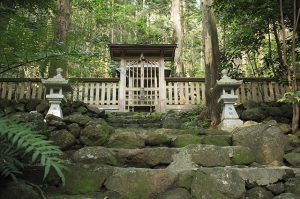 貴祢谷社